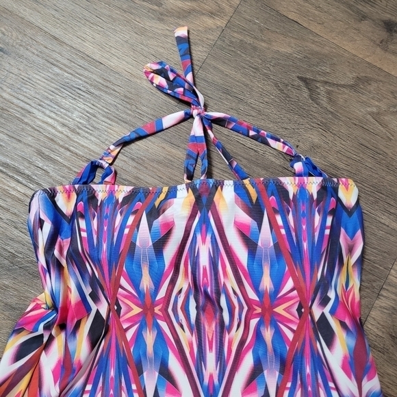 Becca by R Virtue Aura halter v hem tankini size M - Picture 3 of 7